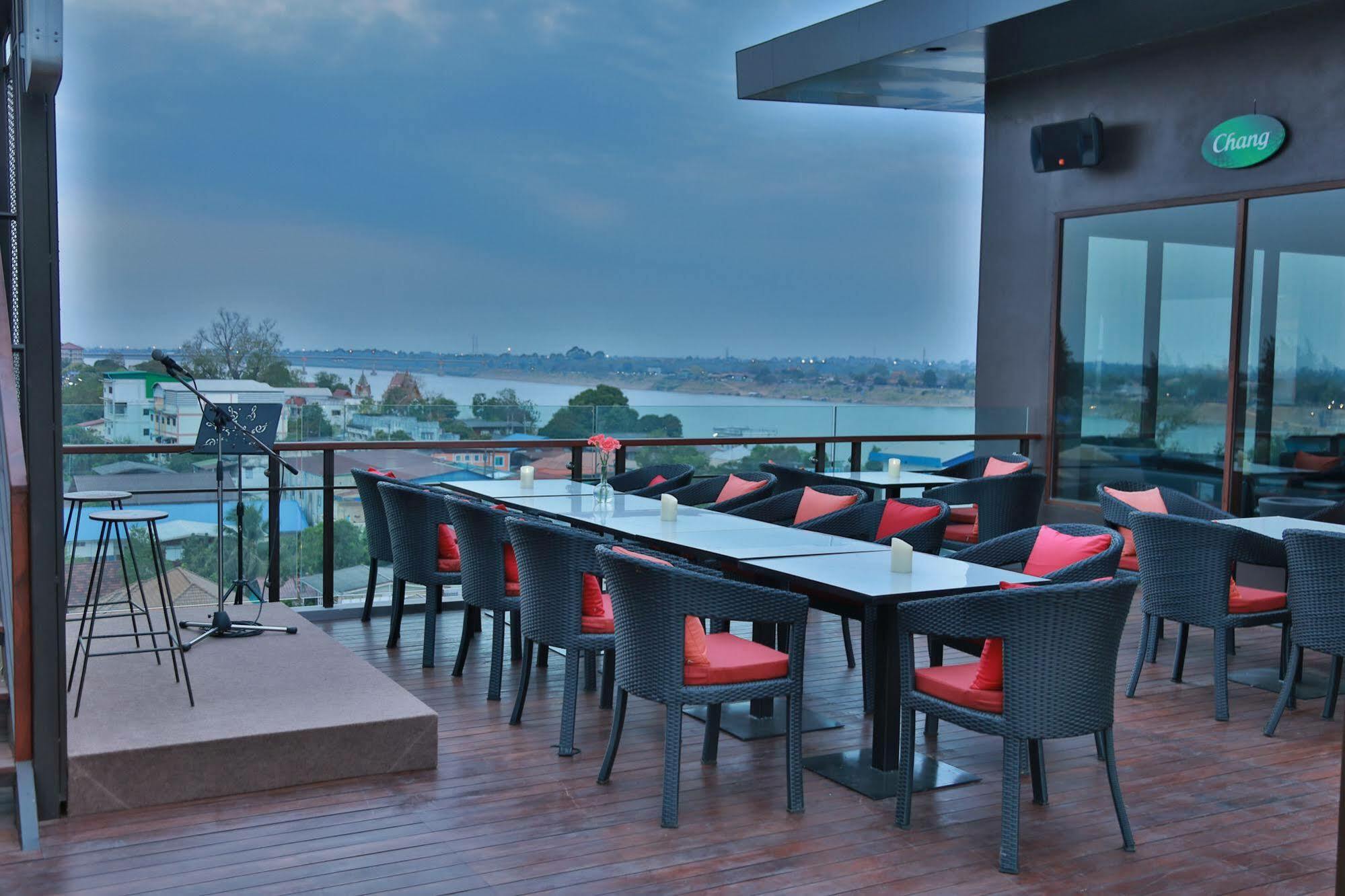 Amanta Hotel Nongkhai Nongkhaj Kültér fotó