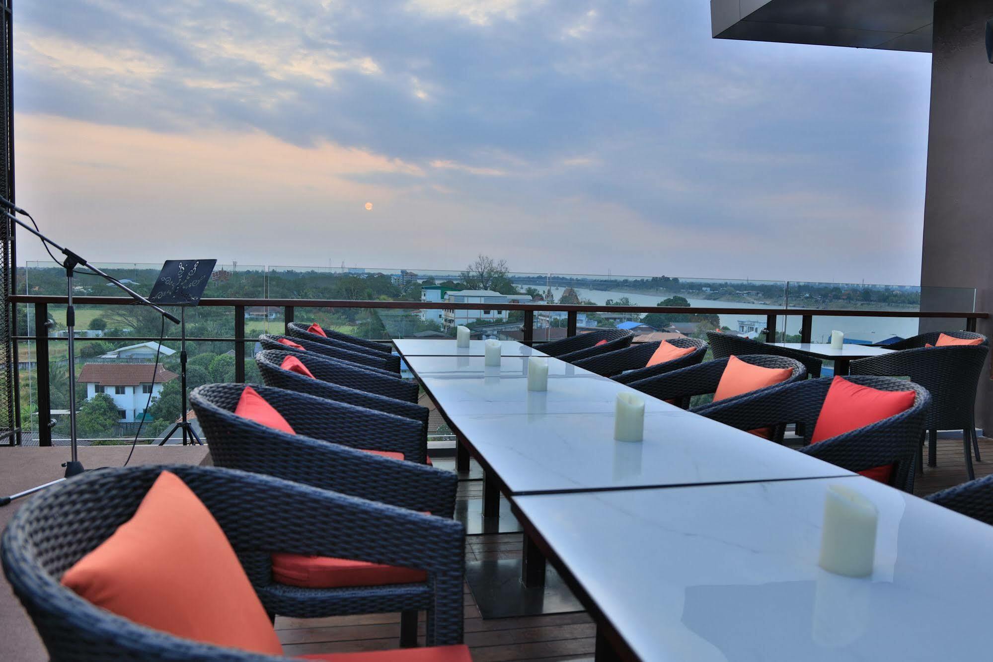 Amanta Hotel Nongkhai Nongkhaj Kültér fotó
